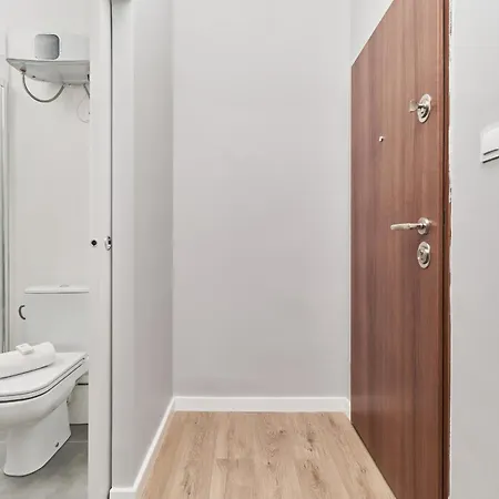 Museum Square By Renters Appartamento *